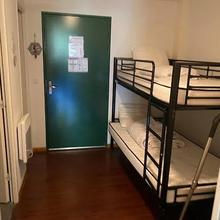 Appt 6 Personnes Avec Piscine à Super Apartamento Besse-et-Saint-Anastaise