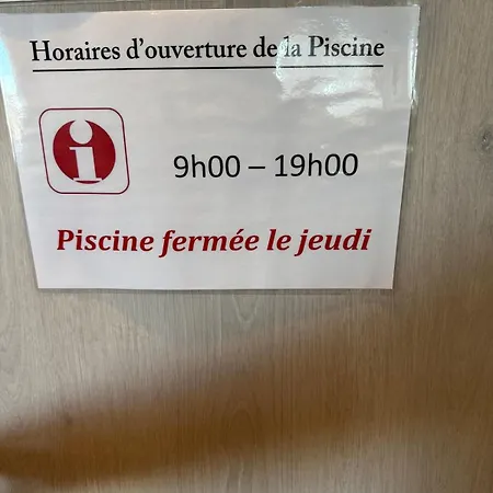 Apartamento Appt 6 Personnes Avec Piscine à Super Besse-et-Saint-Anastaise
