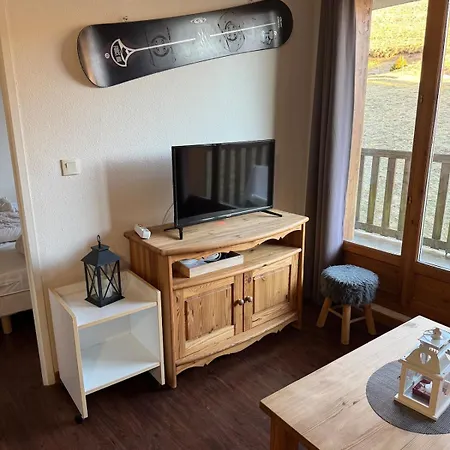 Apartamento Appt 6 Personnes Avec Piscine à Super Besse-et-Saint-Anastaise